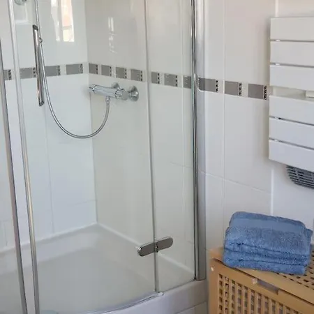 Au Gre Du Tulipier - 2 Pieces